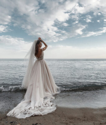 Ancient Greek wedding traditions and how to incorporate them today